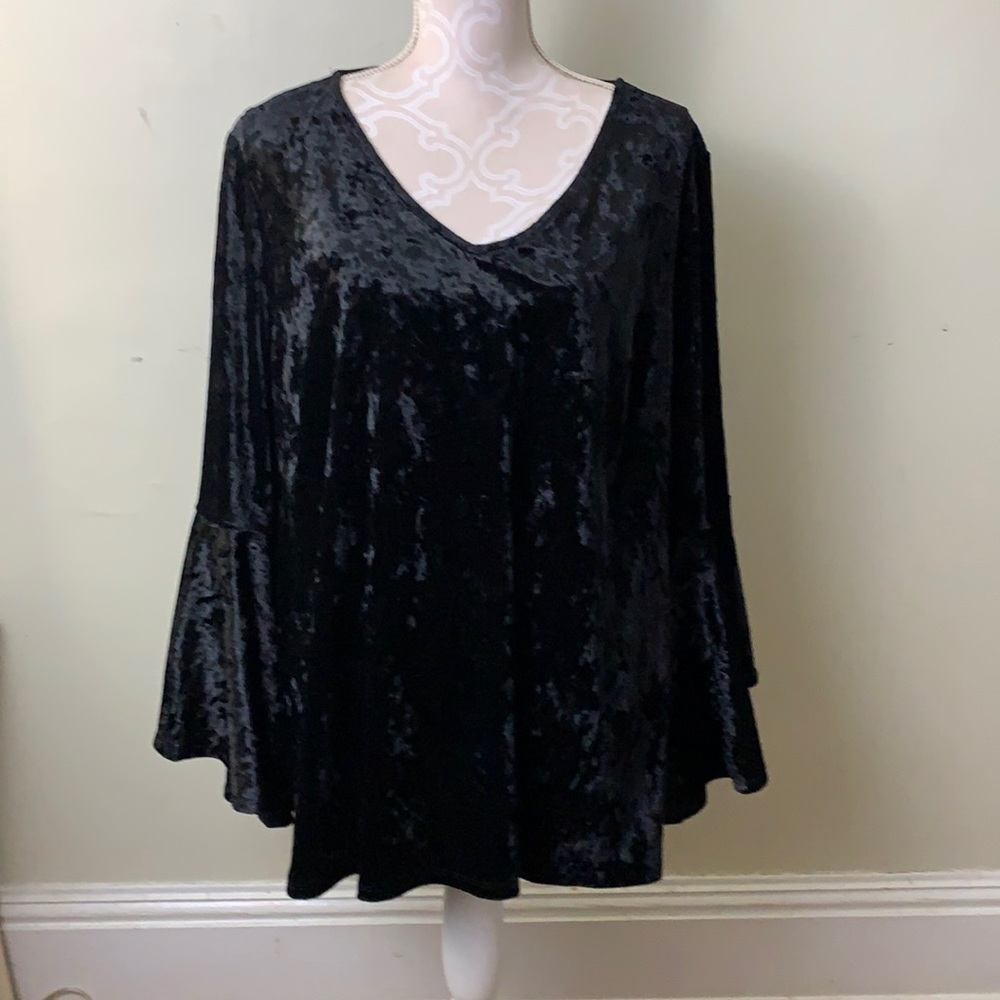 3 for $20-EUC New Directions Black Velvet Top with Bell Sleeves